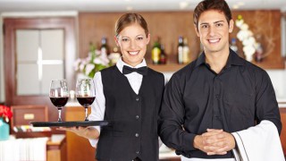 Học quản trị khách sạn hay quản trị nhà hàng?